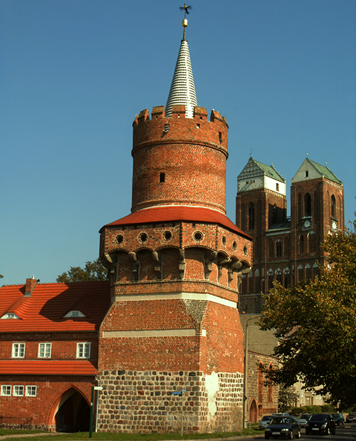 Mitteltortum und Marienkirche